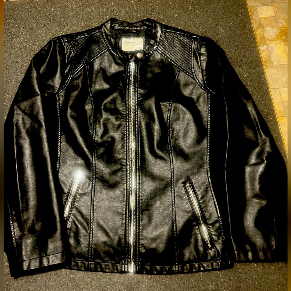 Bomber leather jacket